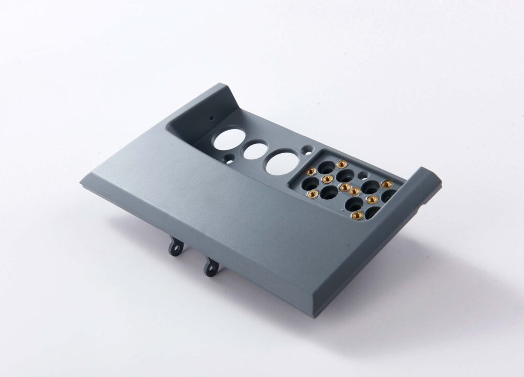 Insert Molding Services - Custom Insert Molding & Insert Injection Molding