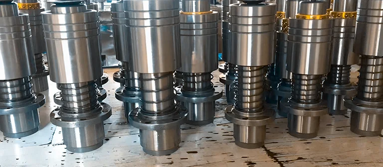 Self-lubricating Guide Bushings For Injection Molding - Mould